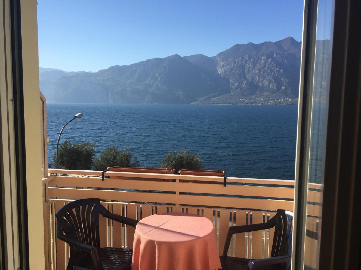 Vela Azzurra Hotel Navene
