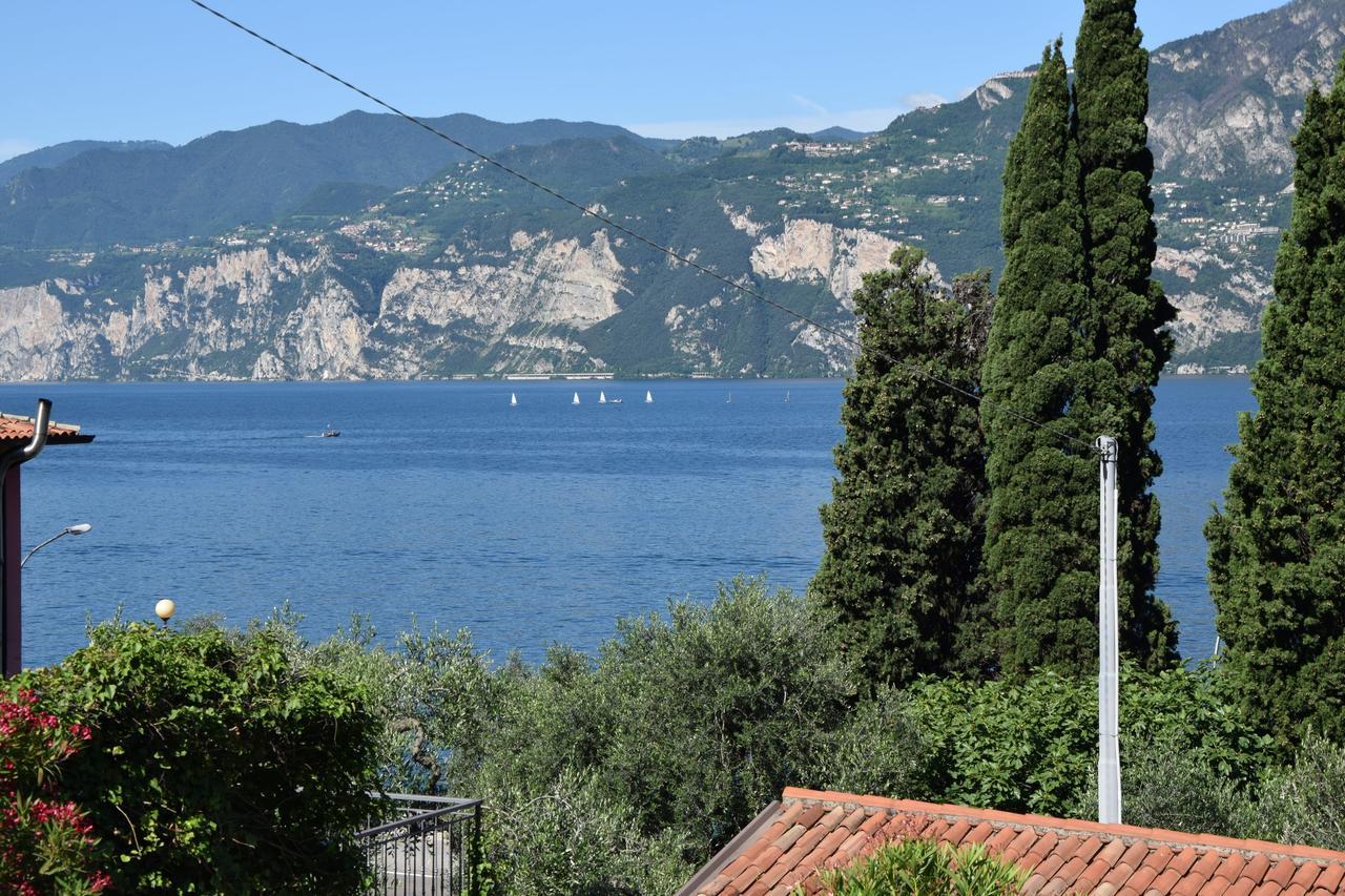 Vela Azzurra 2*